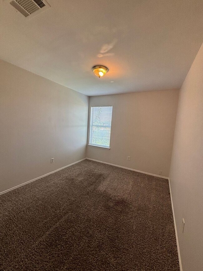 Building Photo - 4526-4528 Alamosa St