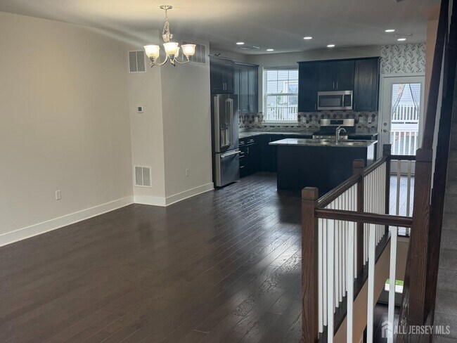 Building Photo - 504 Keenland Ct