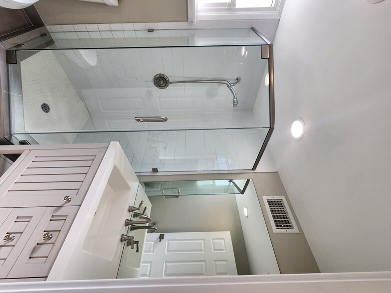 Building Photo - 17200 Willard St