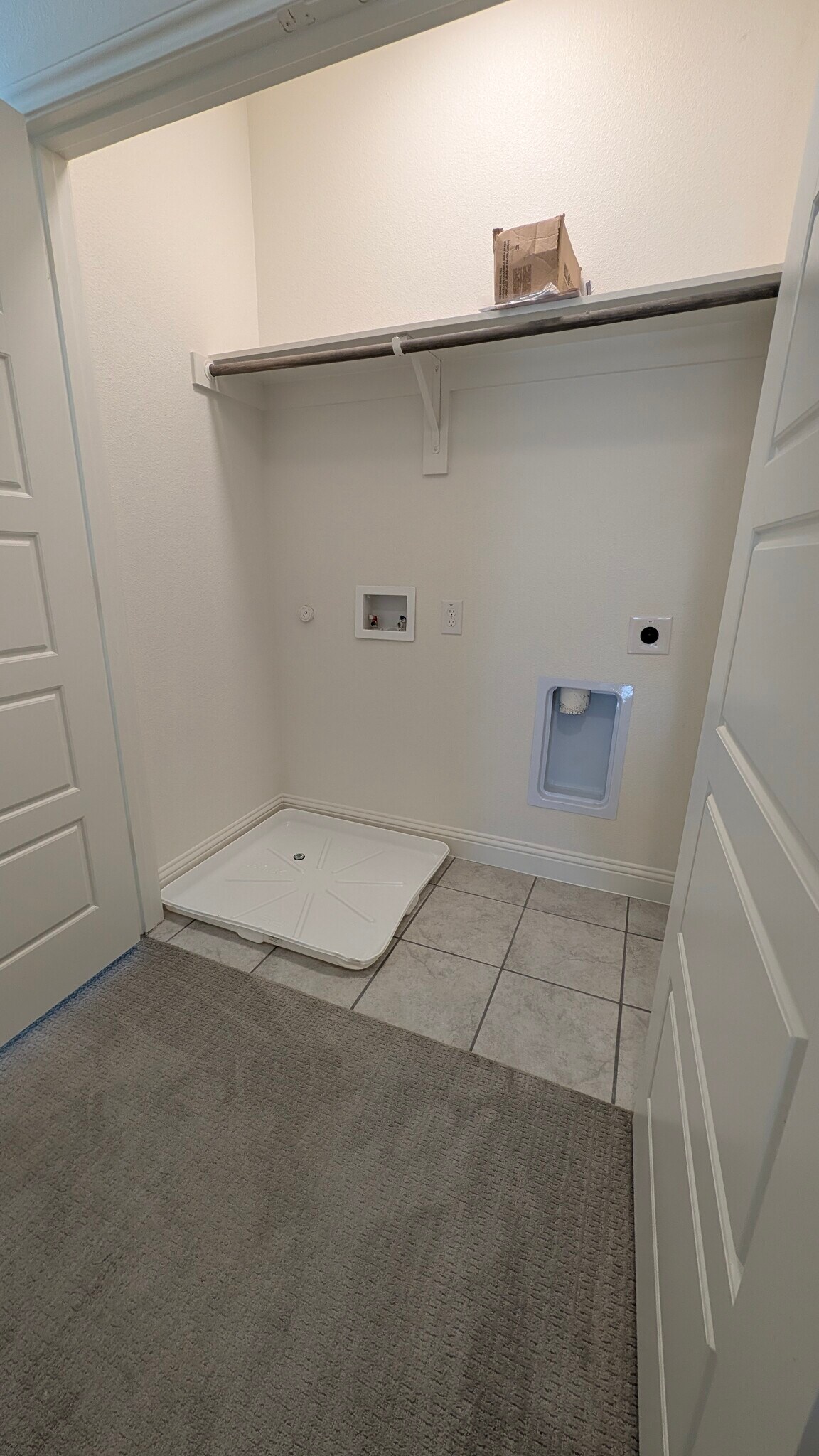 Laundry room - washer/drier to be included - 3412 Vista Highlands Ln