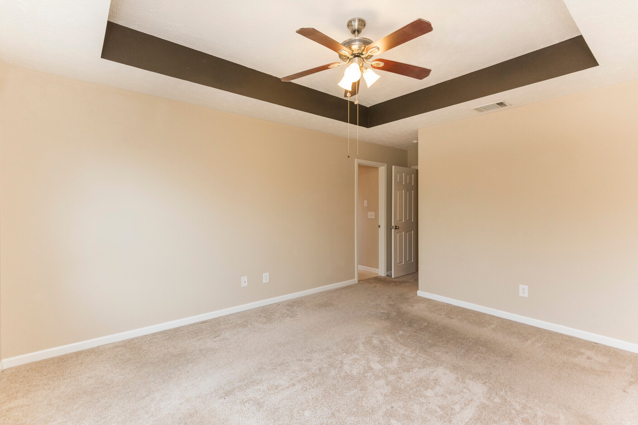 Building Photo - 8725 Ambonnay Dr