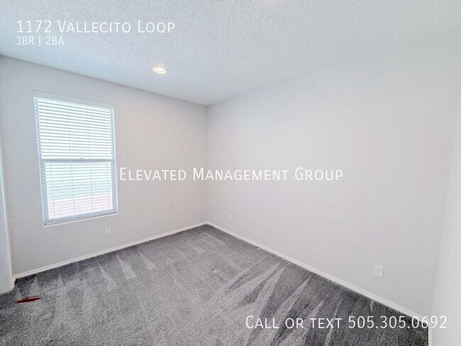 Building Photo - 1172 Vallecito Loop NW