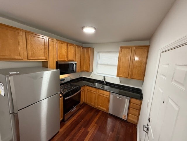 Building Photo - 2323 N Oak Park Ave