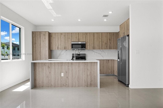 Building Photo - 22431 SW 125th Ave