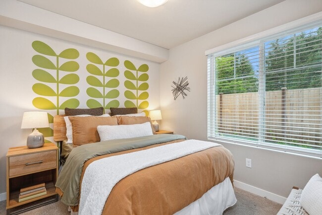 Building Photo - 3 Bed | 3.5 Bathroom | 1626 Sq Ft | $3,450
