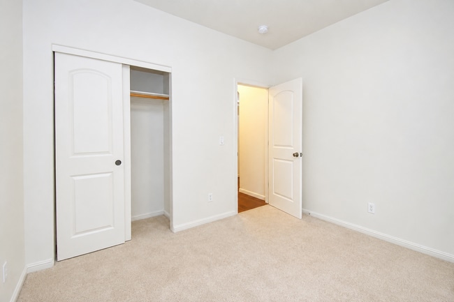 Building Photo - 17178 NW Gables Creek Ln