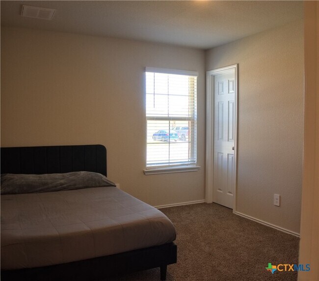 Building Photo - 2333 Bufflehead Dr