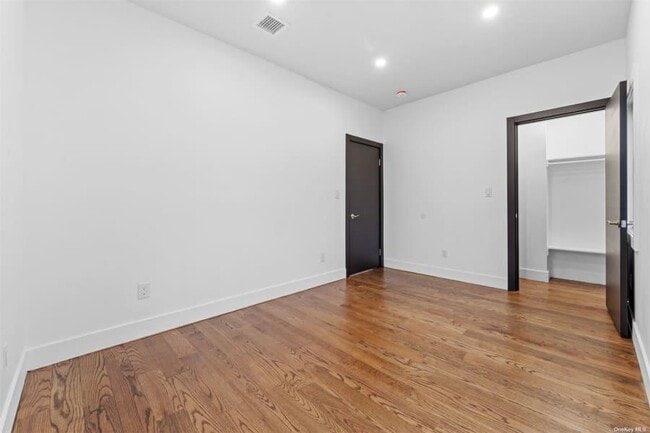 Building Photo - 357 Hamilton Ave