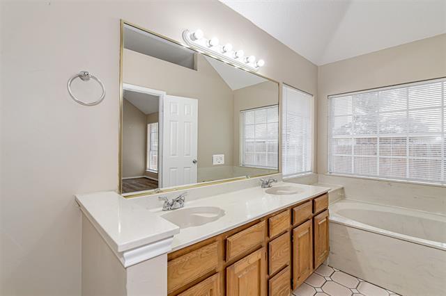 Building Photo - 6307 Blaney Dr