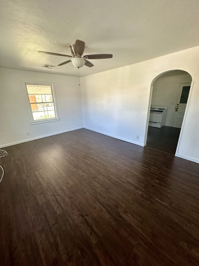 Building Photo - 1115 15th St