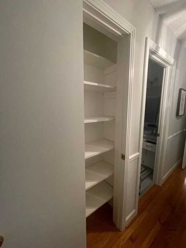 Building Photo - Lillington