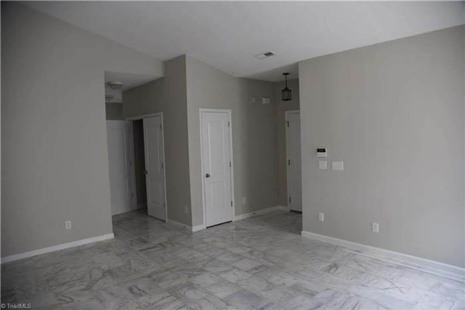 Building Photo - 3818 Maribeau Woods Dr