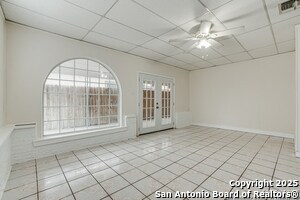 Building Photo - 811 Cottonwood Ave