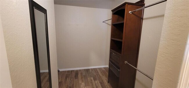 Building Photo - 10969 Winter Crest Dr