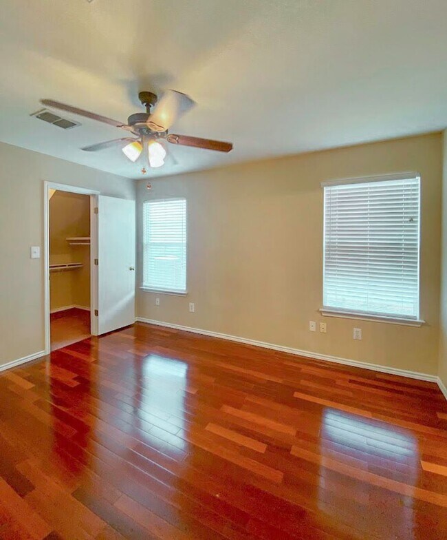 Building Photo - Lovely home in Wildhorse Vista Neighborhood