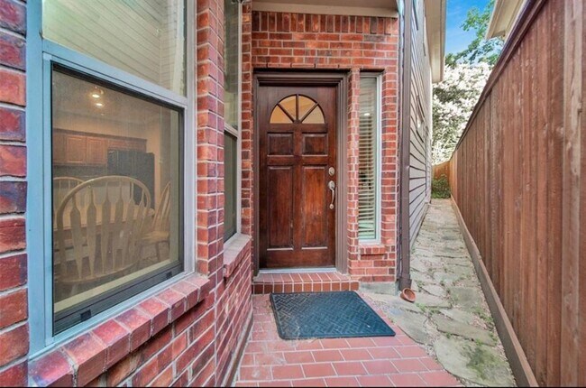Building Photo - 5413 Kiam St