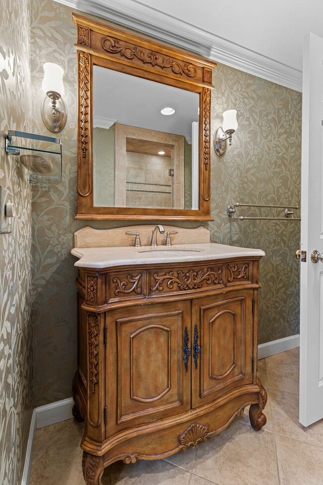 Building Photo - 44 Jordan St