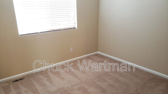 Building Photo - 4681 Tetman Ln