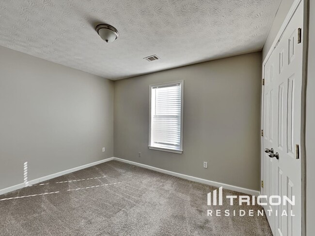 Building Photo - 1029 Matthews Way