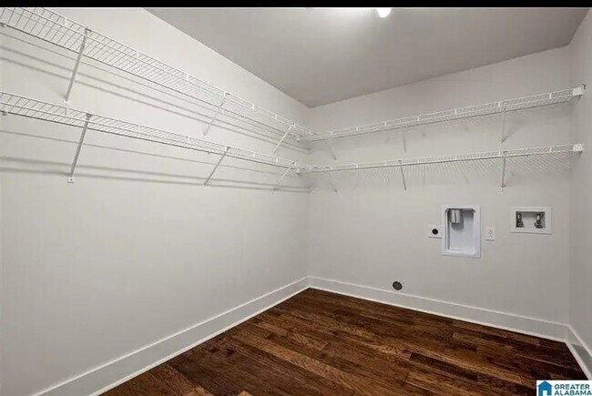 Building Photo - Welcome to Magic City Living! Huge, 1 Bed 1 Bath, Loft Style Apartment in the Heart of Downtown!