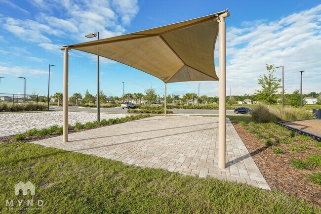 Building Photo - 2336 Oak Stream Dr
