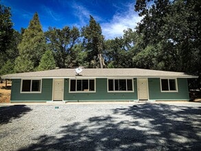 Building Photo - 20396 N Sunshine Rd