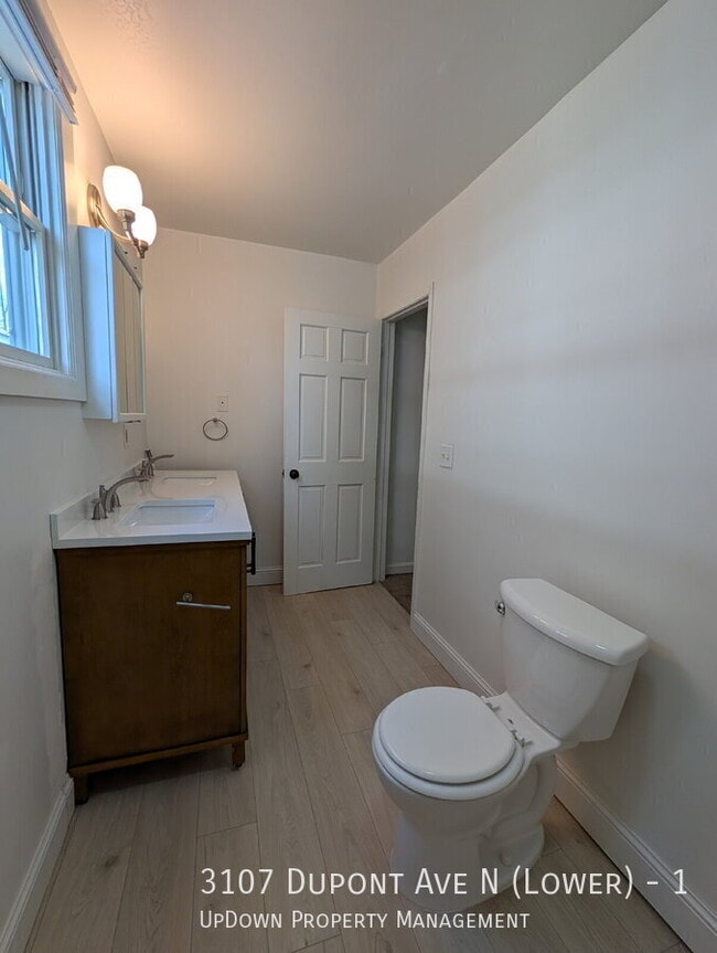 Building Photo - 3107 Dupont Ave N