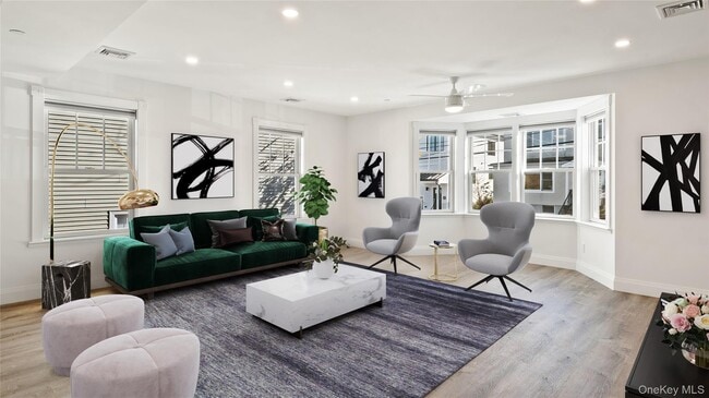 Building Photo - 33 Devoe St