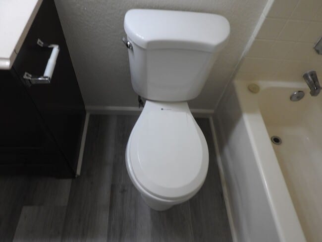 Building Photo - Three bedroom home