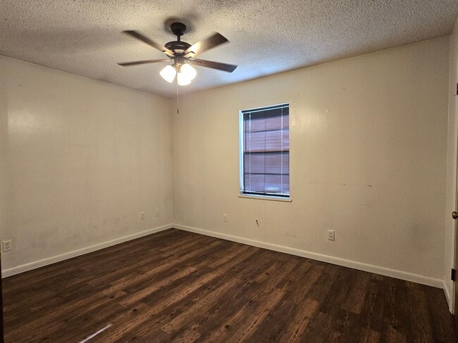 Building Photo - 5117 - A Prescott  -  Alexandria