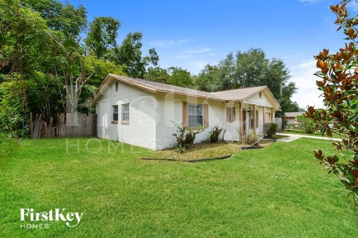 Building Photo - 3694 Rundo Dr