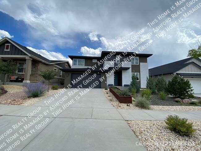 Building Photo - 1279 Foothills Farm Way