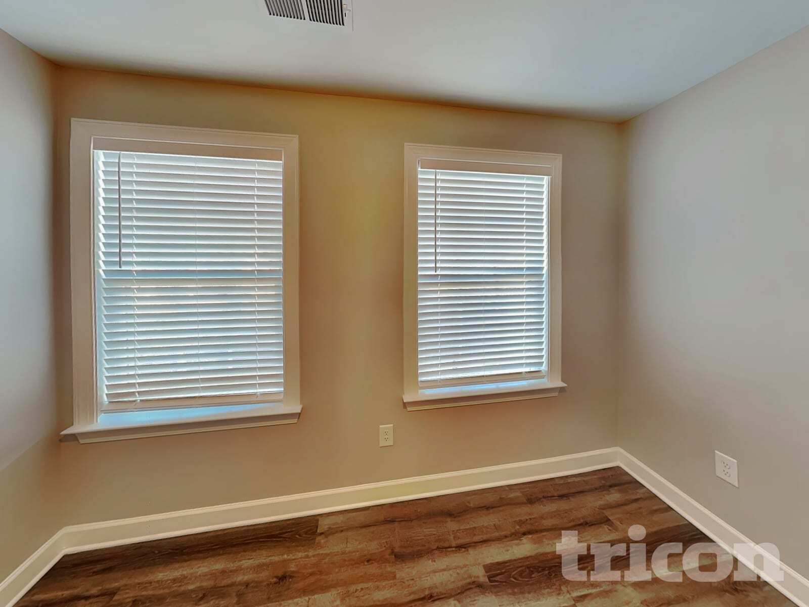 Building Photo - 1716 Great Rd