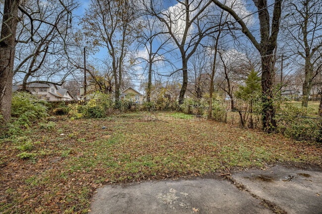 Building Photo - 5702 Euclid Ave E