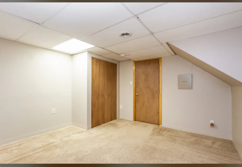 Building Photo - 10050 Shoshone Way
