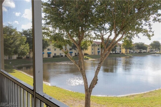 Building Photo - 8234 Key Royal Cir