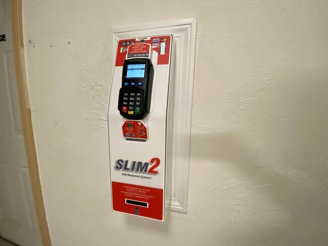 Building Photo - 383 Huse Rd