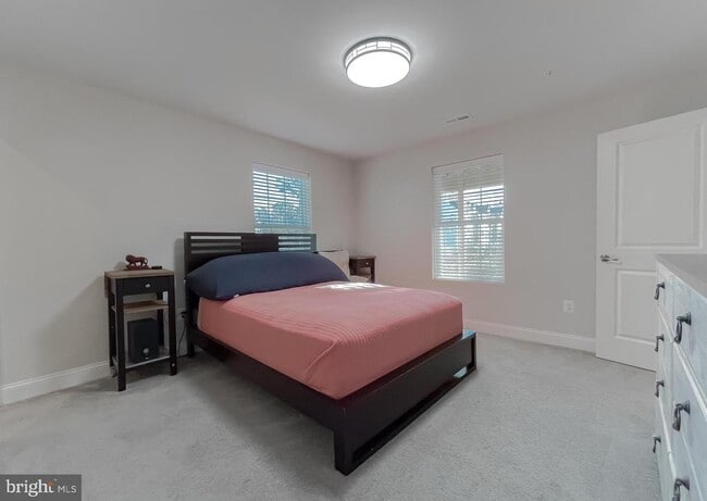 Building Photo - 23856 Myrtle Glen Way