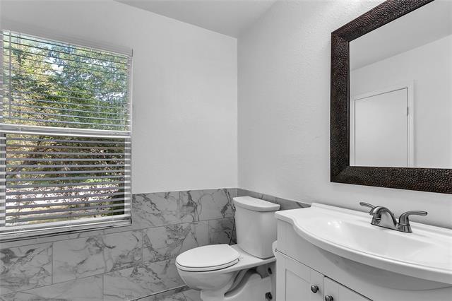 Building Photo - 7101 Wind Row Dr