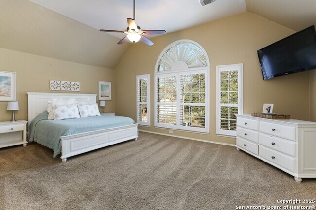 Building Photo - Charming 5-Bedroom Home for Rent in Gated ...