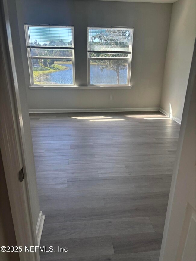 Building Photo - 12032 Bridgehampton Rd