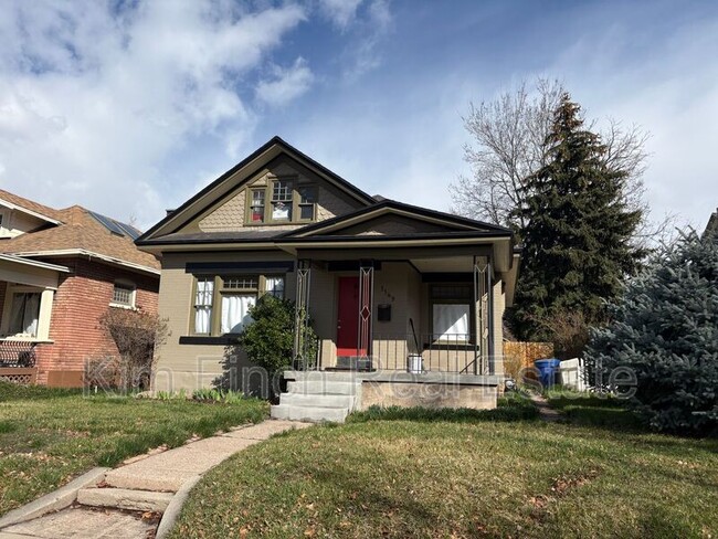 Building Photo - 1149 S Lk St