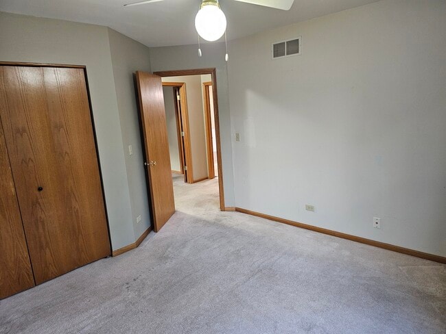 Building Photo - 2017 Thornwood Cir