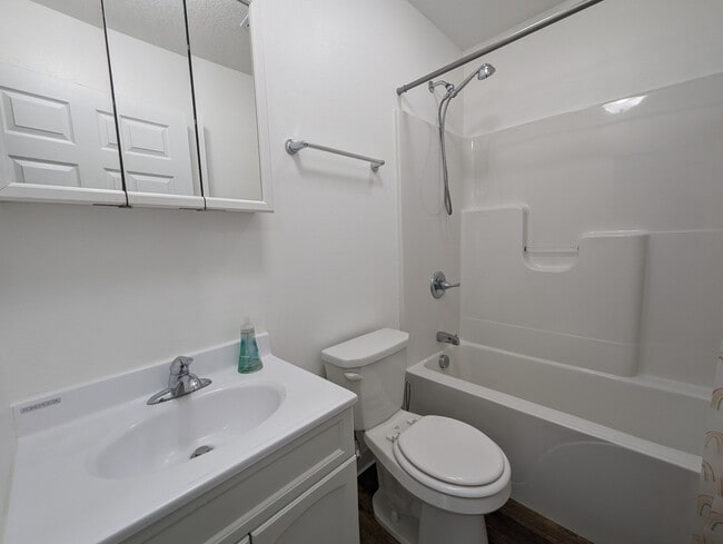 Building Photo - 401 N 3rd St