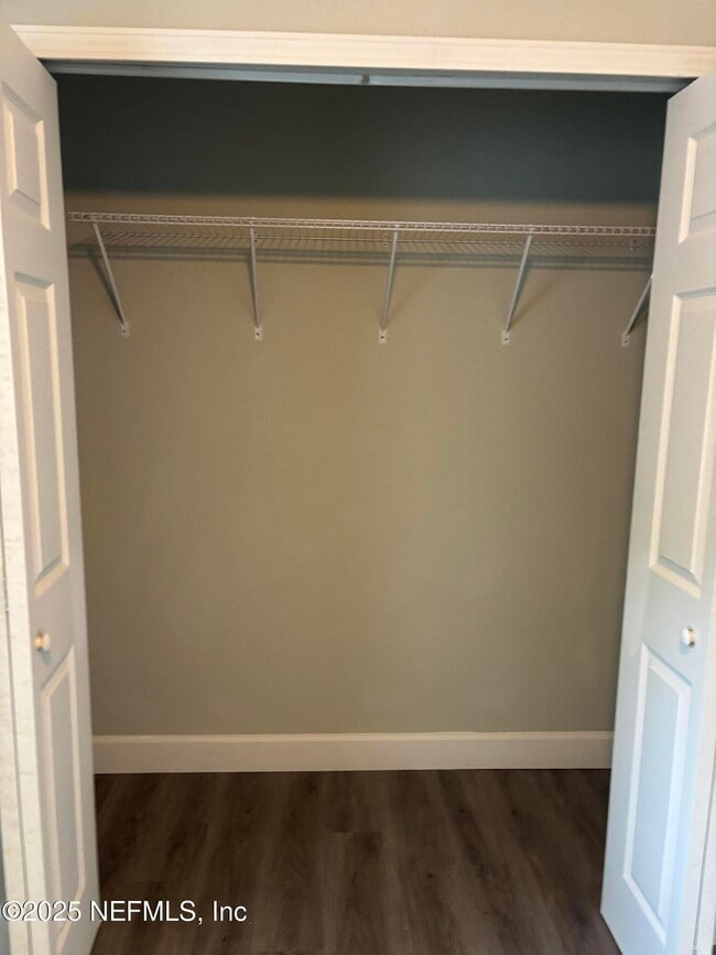 Building Photo - 1963 W 4th St