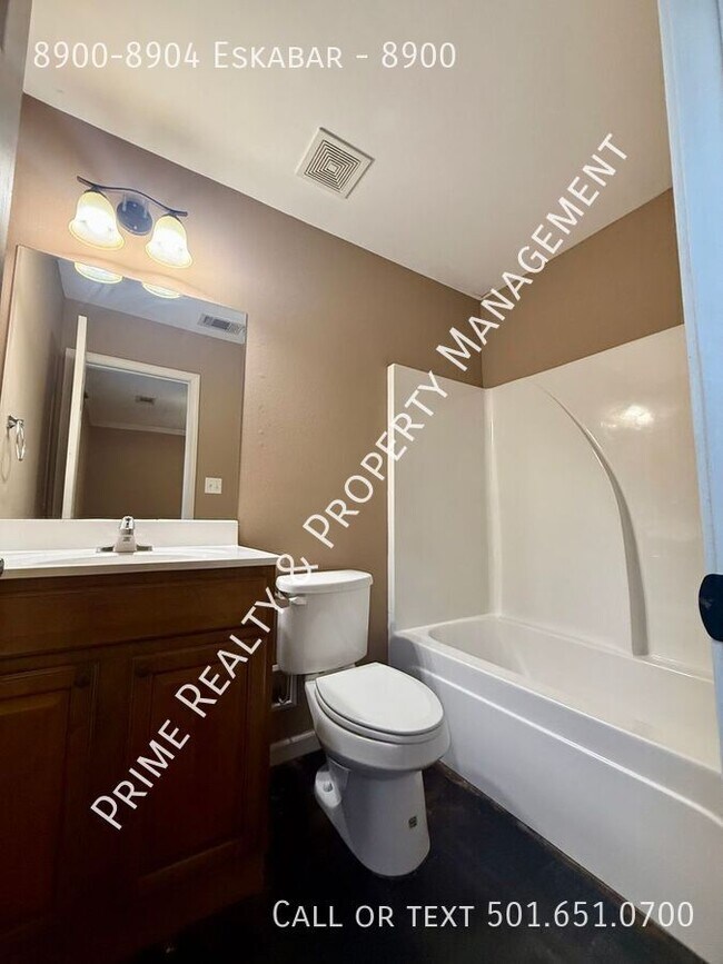 Building Photo - 8900-8904 Eskabar-8900