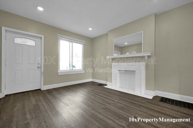 Building Photo - 530 S Terrace Ave