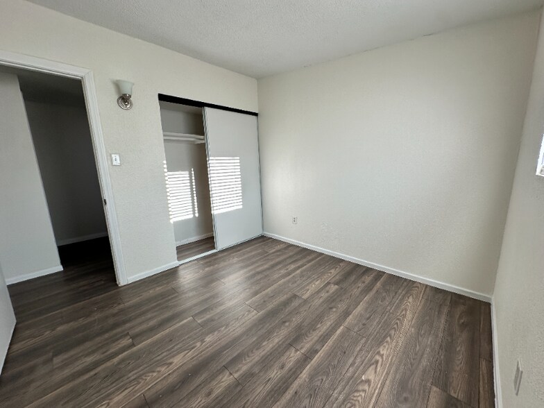 Building Photo - 72662 Sunnyslope Dr