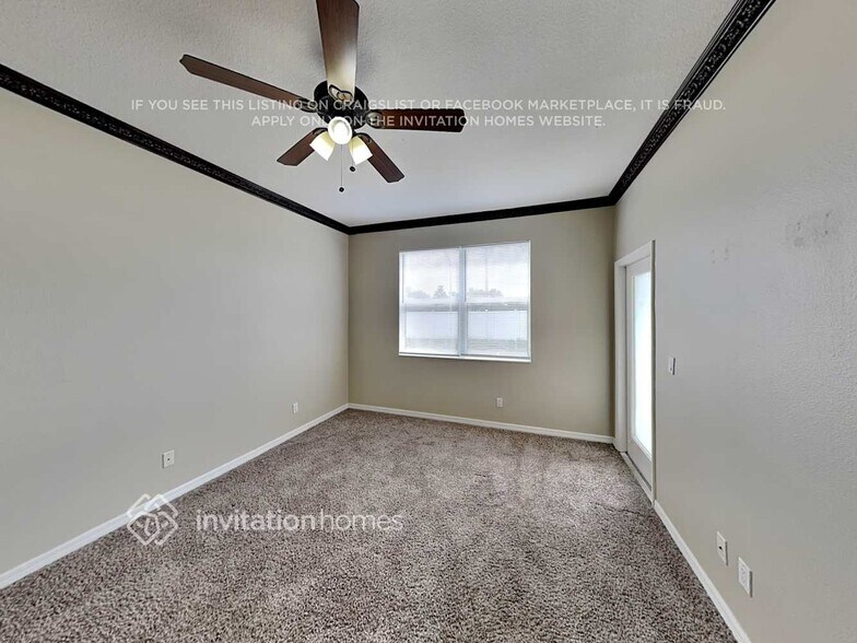 Building Photo - 3208 43rd Ave E