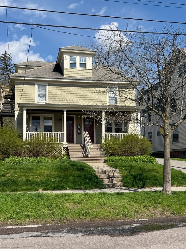 Building Photo - 484-488 South Union